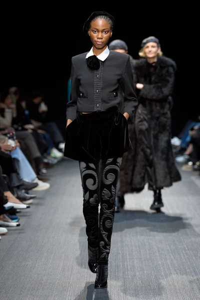 Look 61